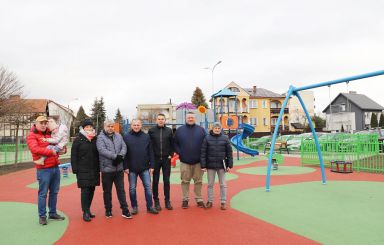 Nowy plac zabaw dla dzieci na osiedlu Łęczysk