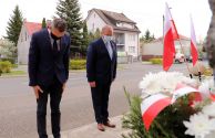 Złożenie kwiatów (7)