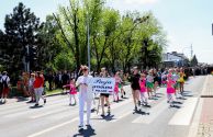 Parada historyczna na 650-lecie Ostrołęki