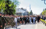Parada historyczna na 650-lecie Ostrołęki