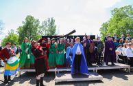 Parada historyczna na 650-lecie Ostrołęki