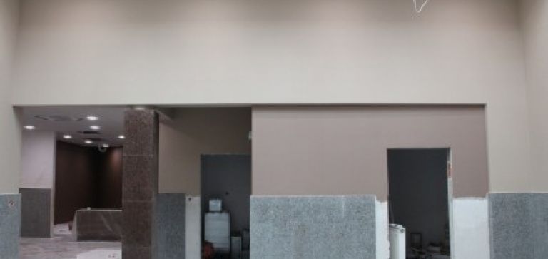 Mała sala coraz bliżej