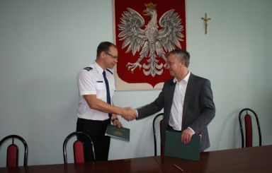 Więcej pieszych patroli