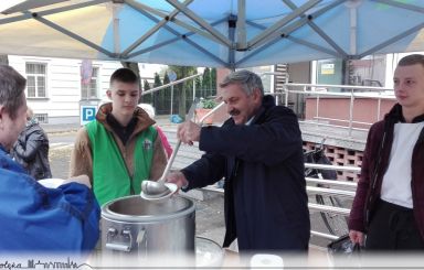 Solidarni z ubogimi