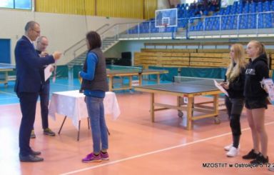 Monika Kujawa z ZSZ Nr 2 Mistrzynią Ostrołęki w tenisie stołowym