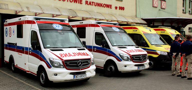 Ostrołęcki Meditrans bogatszy o cztery nowe karetki