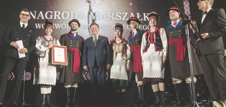 Zespół Tańca Ludowego nagrodzony przez marszałka