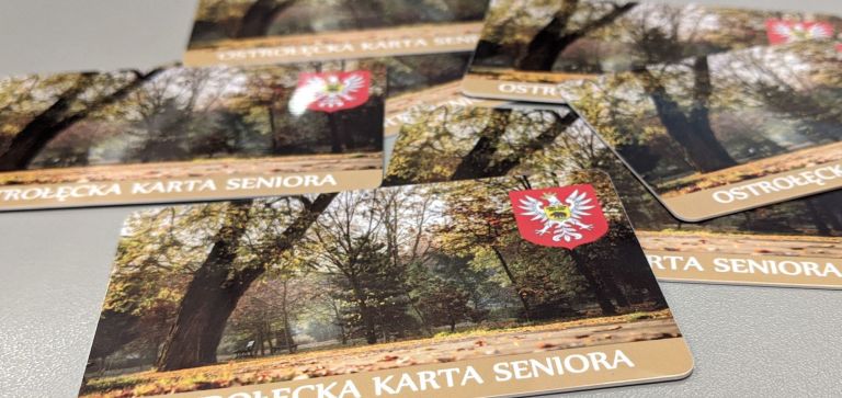 Już 44 karty w rękach ostrołęckich seniorów