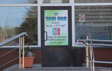 Działalność Taniego Baru ograniczona, Dzienny Dom Senior + czasowo zawieszony