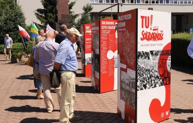 Otwarcie wystawy poświęconej Solidarności 1980 r.