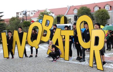 Festiwal Teatralny InQbator 2020 - Fantomy - Teatr Akt