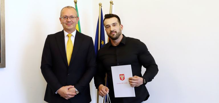 Podziękowanie dla Adriana Dziełaka
