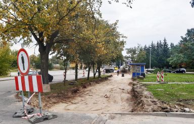 Trwa remont chodnika przy ul. Sienkiewicza