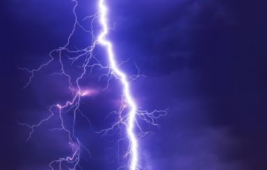 Aktualizacja: IMGW ostrzega przed upałem i burzami z gradem