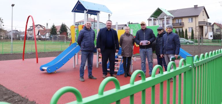 Nowy plac zabaw na osiedlu Leśne