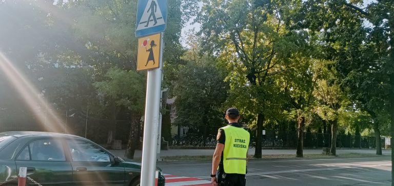 Bezpieczna droga do szkoły ze Strażą Miejską w Ostrołęce