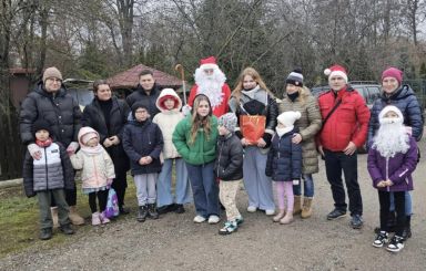 Mikołajkowe słodkości od Młodzieżowej Rady Miasta Ostrołęki